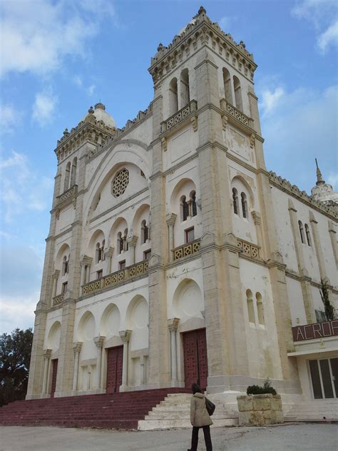 La Cathédrale Saint Louis De Carthage Est Une Ancienne Cathédrale