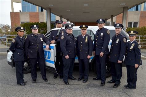 5 Honored In Staten Island Cop Of The Month Ceremony Nypd News