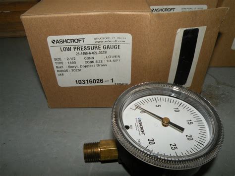 1 Ashcroft Low Pressure Gauge 25 1490 A 02l 30zsi 30psi 14npt 2 12