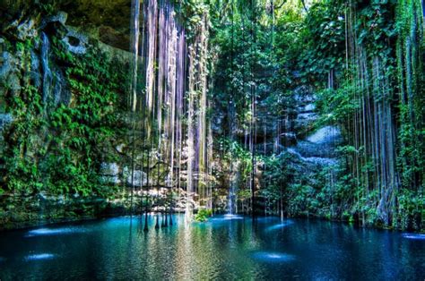 Sacred Cenote In Chichén Itzá Places To See In Your Lifetime