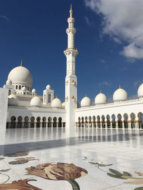 Wüstensafari mit bbq, kamelritt und sandboarding. Sheikh Zayed Moschee, Abu Dhabi Foto & Bild | moschee ...