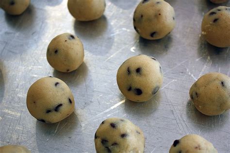 Chocolate Chip Cookie Dough Truffles How To Philosophize With Cake