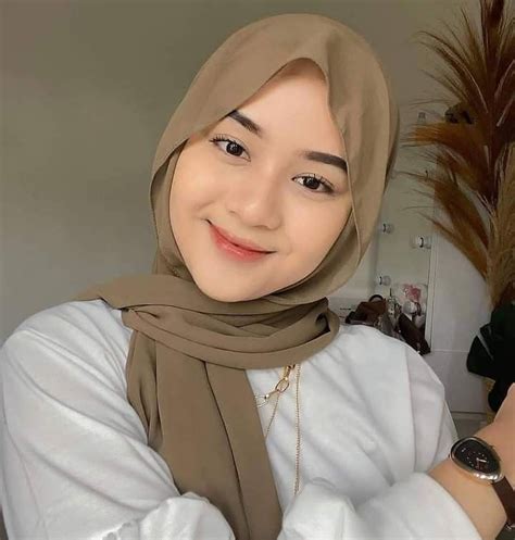 Pap Cewek In 2021 Beautiful Hijab Hijabi Girl Muslim Beauty