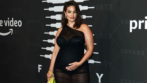 Pregnant Ashley Graham Shares Video Of Her Naked Body Getting Bigger And Bigger