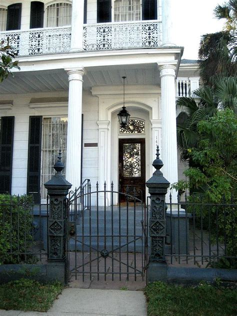 Do You Know What It Means To Love New Orleans Architectural Styles