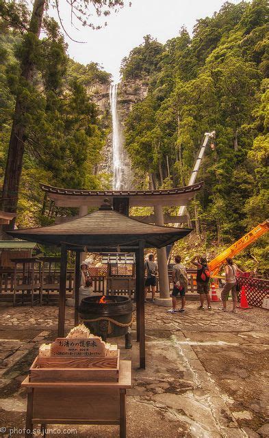 Nachi No Taki Waterfall Japan Travel Cool Places To Visit Japan