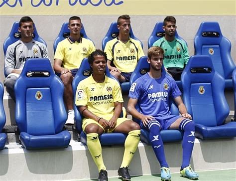 954,490 likes · 11,565 talking about this · 3,753 were here. New Villarreal Kits 13-14- Xtep Villarreal CF Jerseys 2013 ...