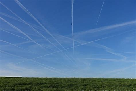 Why Do Aircraft Leave Contrails In The Sky