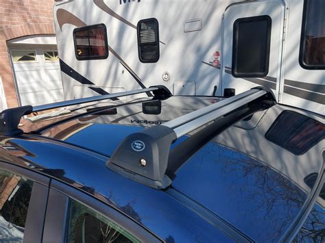 Aerodynamic Universal Car Roof Rack For Car Top With Fixed Point Socket