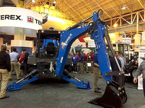 Terex Intros Rental Ready Tlb840r Backhoe And Yes It Does Come In