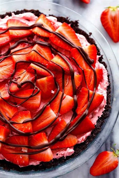 No Bake Chocolate Strawberries And Cream Pie The Recipe Critic