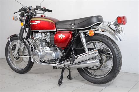 The cb series is an extensive line of honda motorcycles. Honda CB 750 K2 de 1972 d'occasion - Motos anciennes de ...