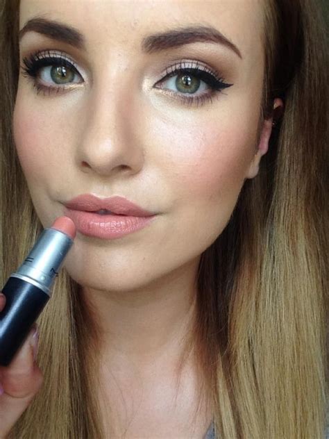 21 A Perfect Pucker Makeup Trend 21 Pale Pink Lips Inspos You