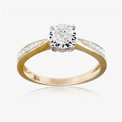 Stylish And Amazing Gold Diamond Rings For Engagement