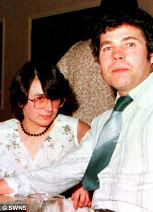 Latest fred west news from top sources, including , daily express, , belfast telegraph belfast, the the last life fred west took was his own, denying his victims' families the right to see him brought to. C&H / Grote zaken, gruwelijke moordenaars - forum.fok.nl