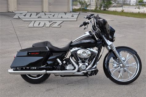 It has a lot of aftermarket add ons such as vance and hines slip on exhaust, rlen ness chrome grips it also has hot leg chrome forks and a 23 inch fat spoke front wheel. Raked Triple Clamp Tree Set Billet CNC for 23 Inch Front ...