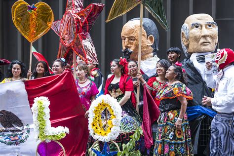 L1020542 85mm L Mexican Day Parade Nyc 2022 Leica Sl2 S Flickr