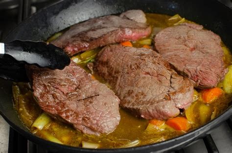 Braising Steak With Horseradish Gravy Slow Cooked Beef