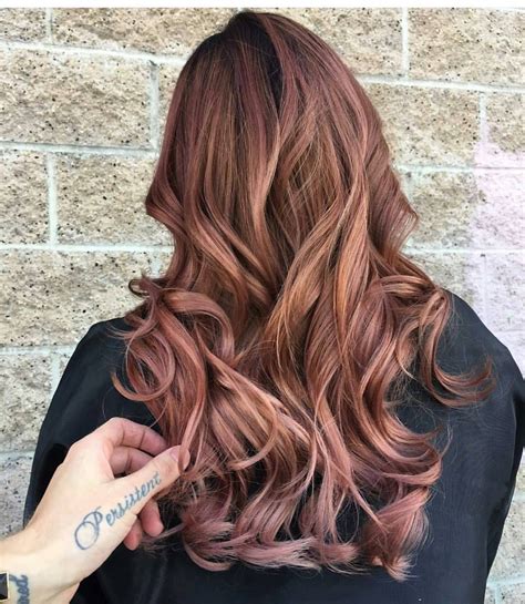 Concrete Proof That Rose Gold Is The Perfect Rainbow Hair Hue Gold Hair Colors Hair Color Rose