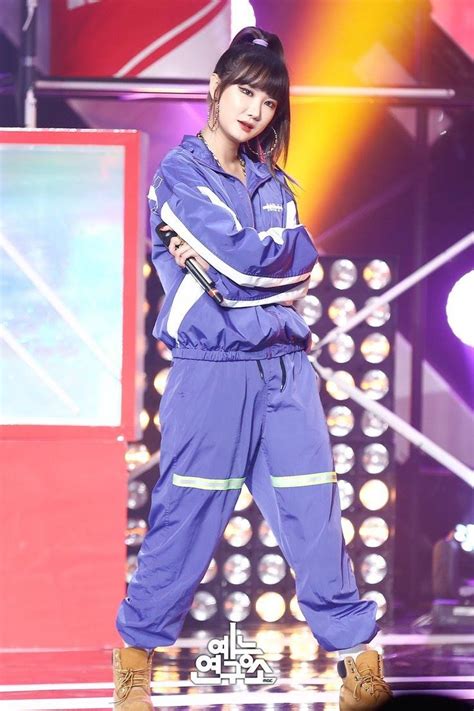 10 K Pop Idols Stage Outfits To Inspire Your Own Personal Wardrobe Casual Night Outfits 90s