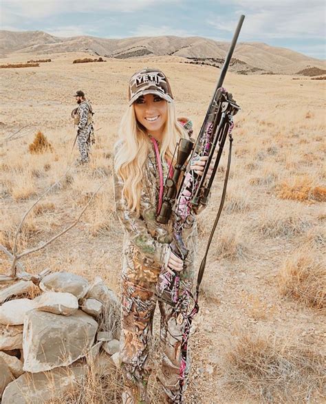 Hunting Life Hunting Girls Hunting Pictures Outdoor Girls Gun Art Relationship Goals