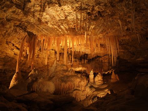 Amazzing Earth Awesome Limestone Caves
