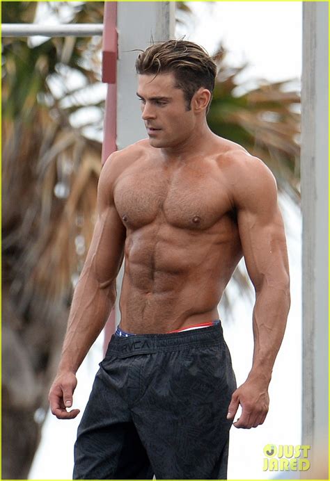 Zac Efron Puts His Chiseled Abs On Display For Baywatch Obstacle