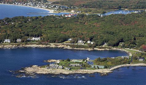 Bush Compound Kennebunkport Photograph By Dave Cleaveland