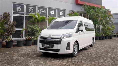 Toyota Hi Ace Premio Racikan BAV Tawarkan Fasilitas Hotel Bintang Lima Otomotif Liputan Com