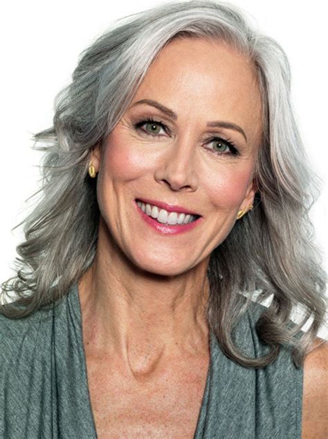 14 Shoulder Length Wavy Wigs For Old Women Hand Tied Grey Lace Wigs
