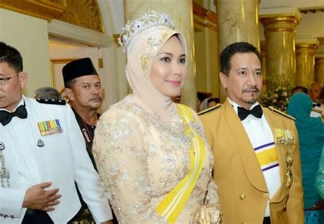 Sultanah Seeking Rm100mil In Damages From Sarawak Report Editor