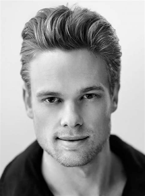 All of our hairstyles list suitability information (such as face shape, age etc) and the hair color can be changed using our virtual hairstyler to one of 50. Pompadour Hairstyles for Men 2018 - Modern, Fade, Big ...