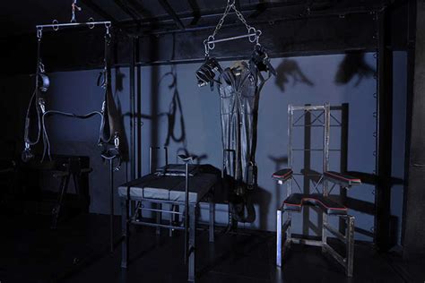 Yes This Is Actually Real Fifty Shades Of Grey Dungeon Rooms You Can