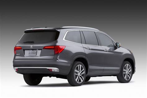 2016 Honda Pilot And 2016 Acura Rdx Teased To Debut At 2015 Chicago