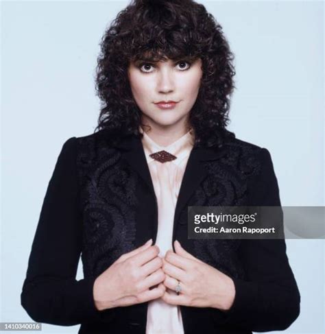 Linda Ronstadt Photos And Premium High Res Pictures Getty Images