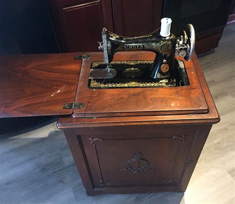 antique singer sewing machine 1921 oak cabinet treadle powered working ab244015 ebay