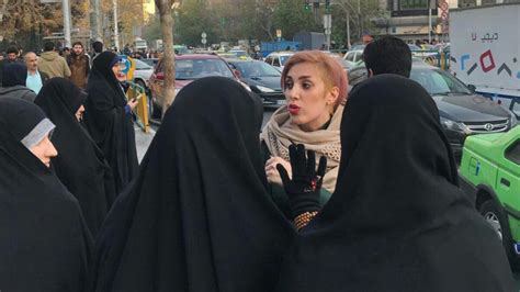 گزارش سه نهاد حقوق بشری تبعیض علیه زنان در ایران ادامه دارد