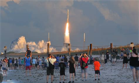 10 Great Places To Watch A Rocket Launch
