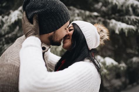 Winter Couple Session Lookslikefilm Photography Inspiration