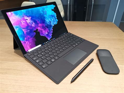 Schwarz Steht Ihnen Gut Surface Pro 6 And Surface Laptop 2 Hands On