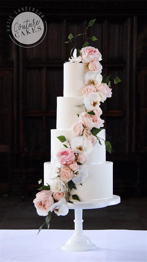 Raspaw 3 Tier Wedding Cake With Cascading Roses
