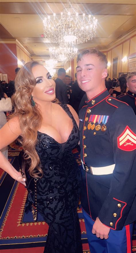 Tw Pornstars Richelle Ryan Twitter My Adorable Date That Invited Me To The Marine Corp Ball