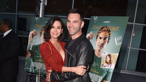 Courteney Cox Engagement Ring Pictures Johnny Mcdaid Celebrity