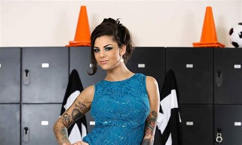 Porn Star Bonnie Rotten Walked Around Nyc Topless And No One Cared Which Is Awesome
