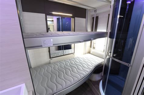 Les lits dans un camping car tout savoir sur les différents types de couchages Blog Evasia