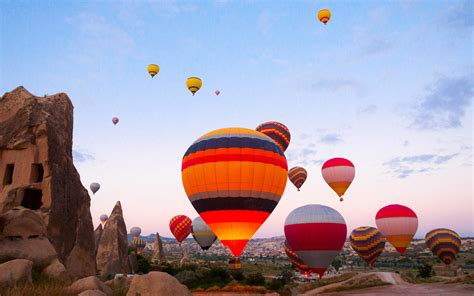 Flying In A Hot Air Balloon In Cappadocia Should Be On Your Bucket List