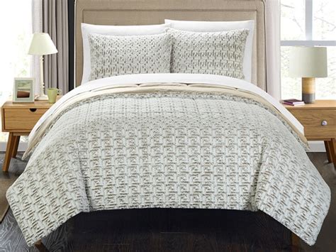 Comparison shop for comforter sets home in home. Greek Key Design 3-Piece Comforter Set