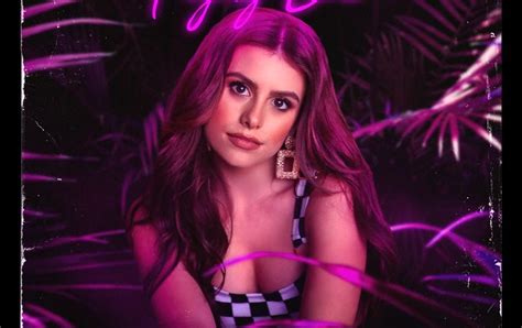 NickALive Nickelodeon Alum Madisyn Shipman Enters The Music Scene With New Single Flying Solo