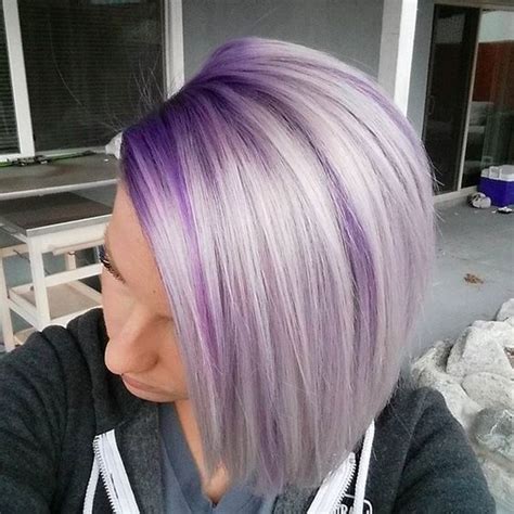 To finalize the tone and give it a shiny look, mix the toner and the developer. Purple to Platinum | Color melting hair, Lavender hair ...