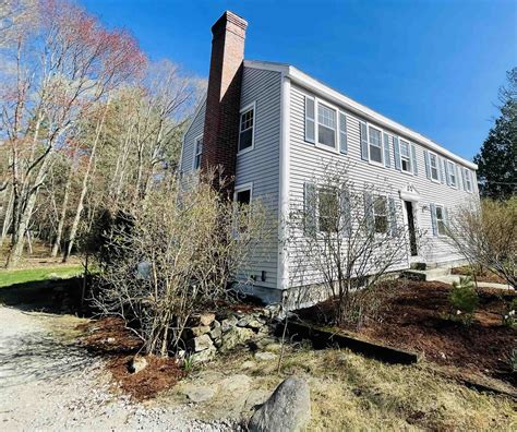 16 River Rd Weare Nh 03281 Mls 4949506 Coldwell Banker